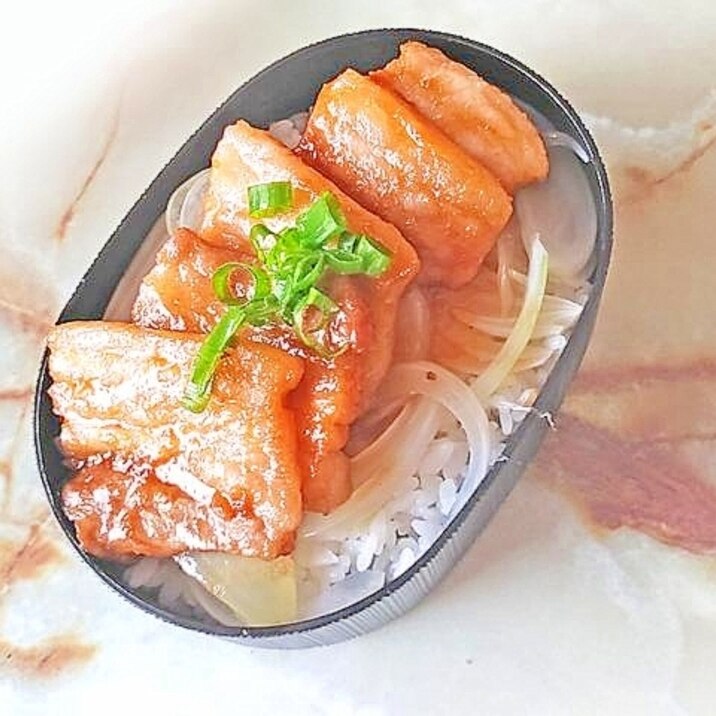 丑の日に！豚バラブロックで作る豚のかば焼き丼♪